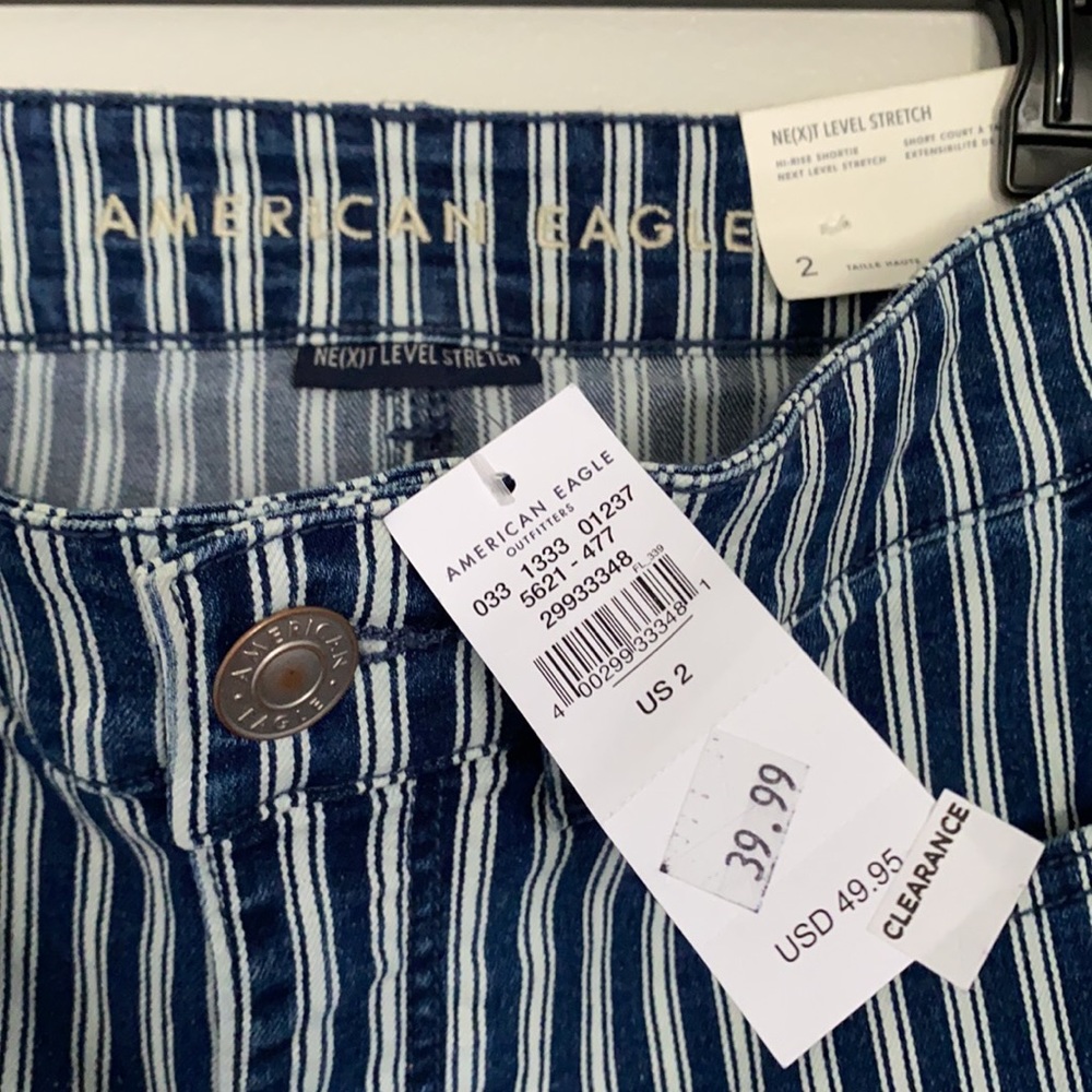 American Eagle shorts size 2 NWT - Picture 2 of 2
